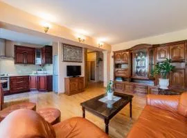 Monic Apartments