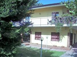 Etnea99 la tua casa tra Etna e il mare, hotel v destinaci Pedara