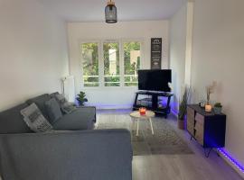 T2 duplex au calme proche commodités, Hotel in Vaujours
