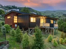 Panoramic Views from Spacious New Beach House