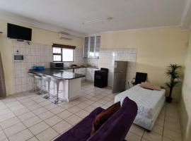 Serenity Retreat Cottage, chalupa v destinaci Windhoek