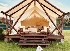 Wioska Szczęścia - Glamping nad morzem - romantyczny urlop blisko natury, hotell sihtkohas Śliwin