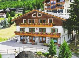 Hotel Duc De Rohan