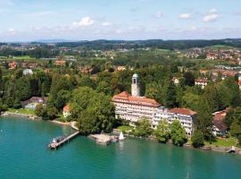 Hotel Bad Schachen, hotel with pools in Lindau