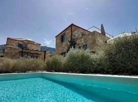 VILLAS BALATSOURAS, hotel v destinaci Palairos