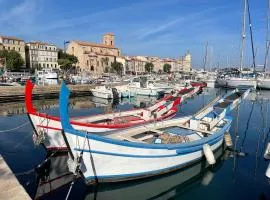 Joli T2 au Vieux-port - 1er étage