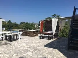 SURF House Villa Rose I Po3a l