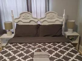 32 jean St Room 0