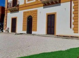 Casa Torre Chimera