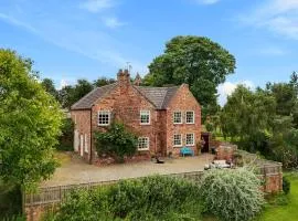 Manor Cottage