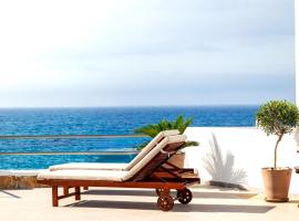 Blue Sea Paros, hotel con estacionamiento en Drios