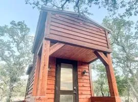 Tiny Town Honeymoon Love Byrd on Lake Eastland by Vacation Your Way