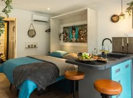 Studio Deluxe RoMa II