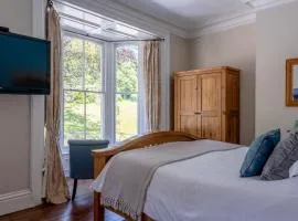 Broomfield House
