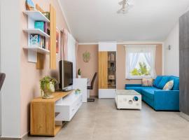 Pinia Apartment Split