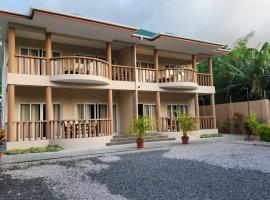 Green self-catering Apartment, hotel econ&ocirc;mico em Beau Vallon
