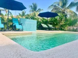 Villa Iguana #5 Private beach house with a pool in San Pancho