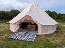 Nolton Coast Bell Tents, Hotel in Haverfordwest