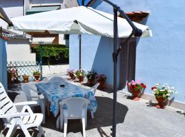 Villino La Perla Azzurra- Marina di Pisa, khách sạn ở Marina di Pisa