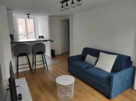 New Cosy house 15 min Paris Roissy CDG & 6 min Parc Astérix I Villepinte, hotel v destinaci Vémars