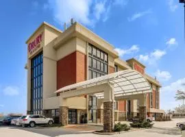 Drury Inn & Suites St. Louis St. Peters