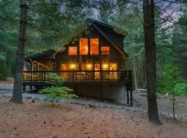 Gated neighborhood - Hot Tub & Fire Pit