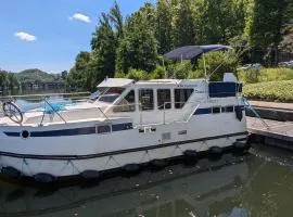 Séjour insolite à bord d'un bateau tout confort dans la vallée du Lot - API-1-46-13