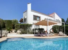 Villa Carfax