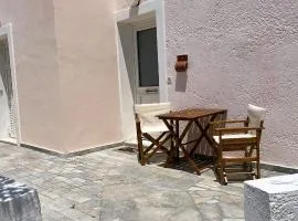 Apartment with yard near Palekastro