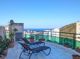VILA PARK Rooftop Apartment, hotel u gradu Kala de Finestrat