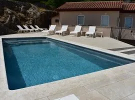 Brseč Villa AnDa s apartmanima i bazenom
