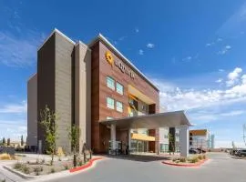 La Quinta Inn & Suites by Wyndham El Paso East Loop-375