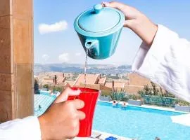 Oakridge Hotel & Spa