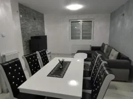 Minor Apartments