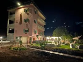 Beit Mirna Guesthouse & Chalet - Ehden