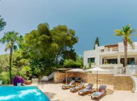 Villa Romero Renovated - San Rafael