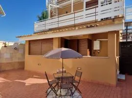 Vida Loca -Appartamento vicino aereporto e 200mt spiaggia