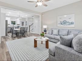 Pier View - Spacious Home Sleeps 8 - Pet Friendly, hotel in Myrtle Beach