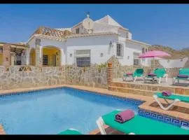 Villa Aránzazu with private pool