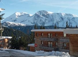 Les Domaines de LArselle à Chamrousse 1700 - Droseras D12 avec accès piscine - Classé 3 étoiles, hotel u gradu Šamrus