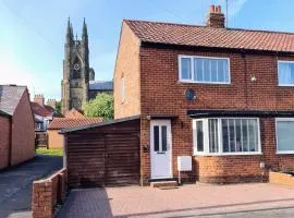 Semi detached quite location