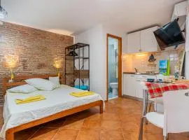 Studio Apartman Estera