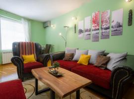 Sofia Centre with Free on-site Parking, hotel v Sofii