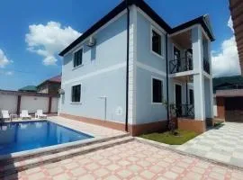 FM charlet