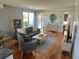 Cowes Cosy Cottage、フィリップ島の別荘