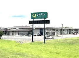 Quality Inn & Suites Salina West