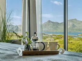 Luxury Cabin in beautiful Lofoten with Jacuzzi and sauna