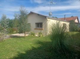 maison en ville au calme, Villa in Fleurance