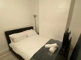 1 Bedroom Cosy Spacious