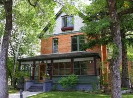Historic Neighborhood 2 Blocks From Downtown Bozeman,